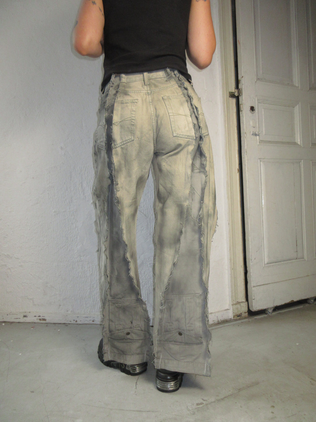 EXTRA LONG STAINED DENIM/CARGO SPG PANTS