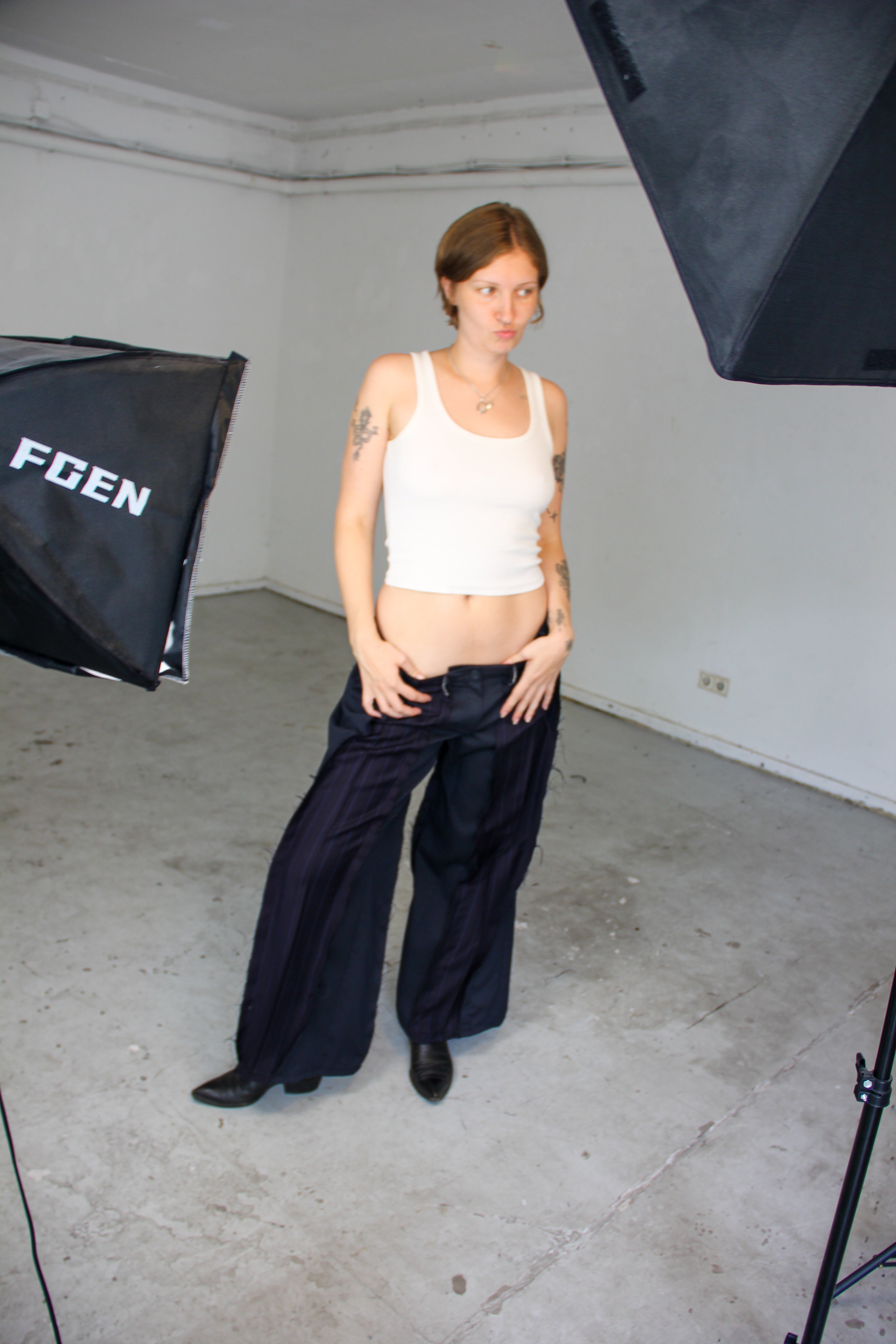 DARK NAVY PIN-STRIBE SPG SUITPANTS