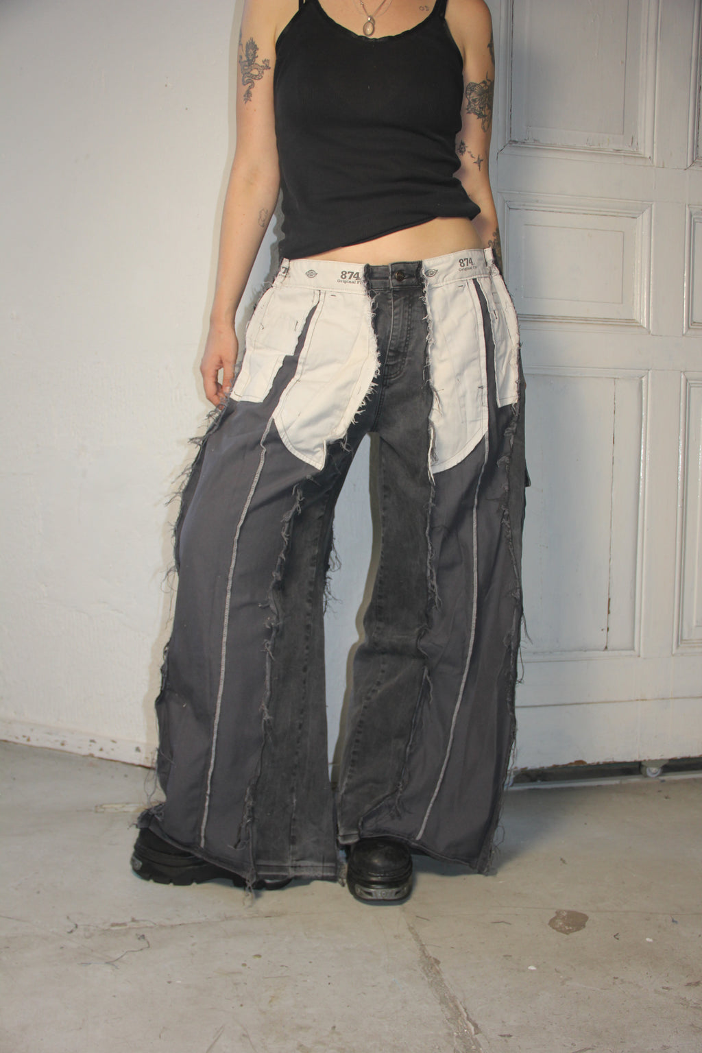 LIMITED EDITION BAGGY DARK GREY INSIDE-OUT CARGO SPG PANTS