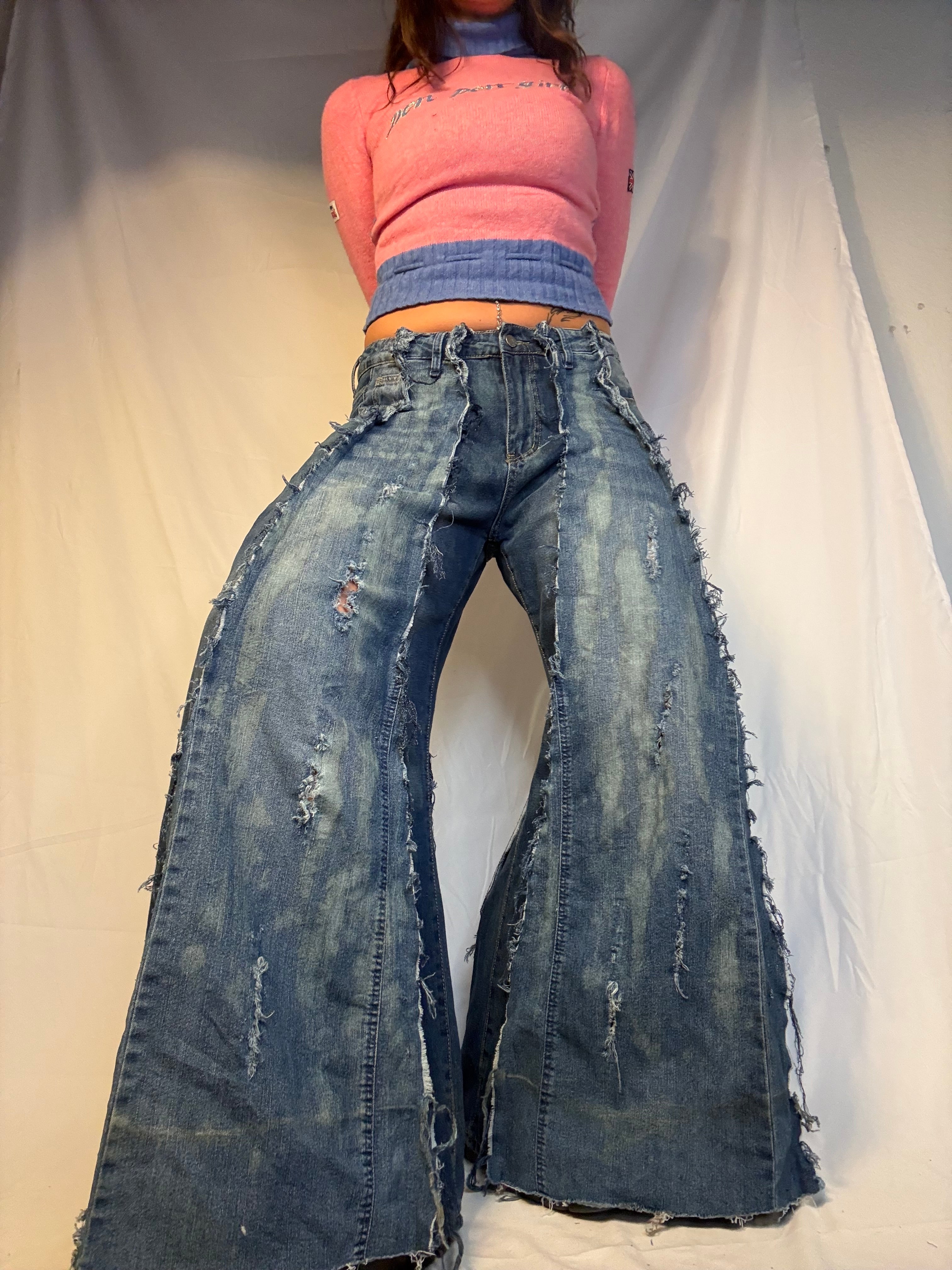 FLARED DISTRESSED BLEACH-STAINED DENIM SPG PANTS