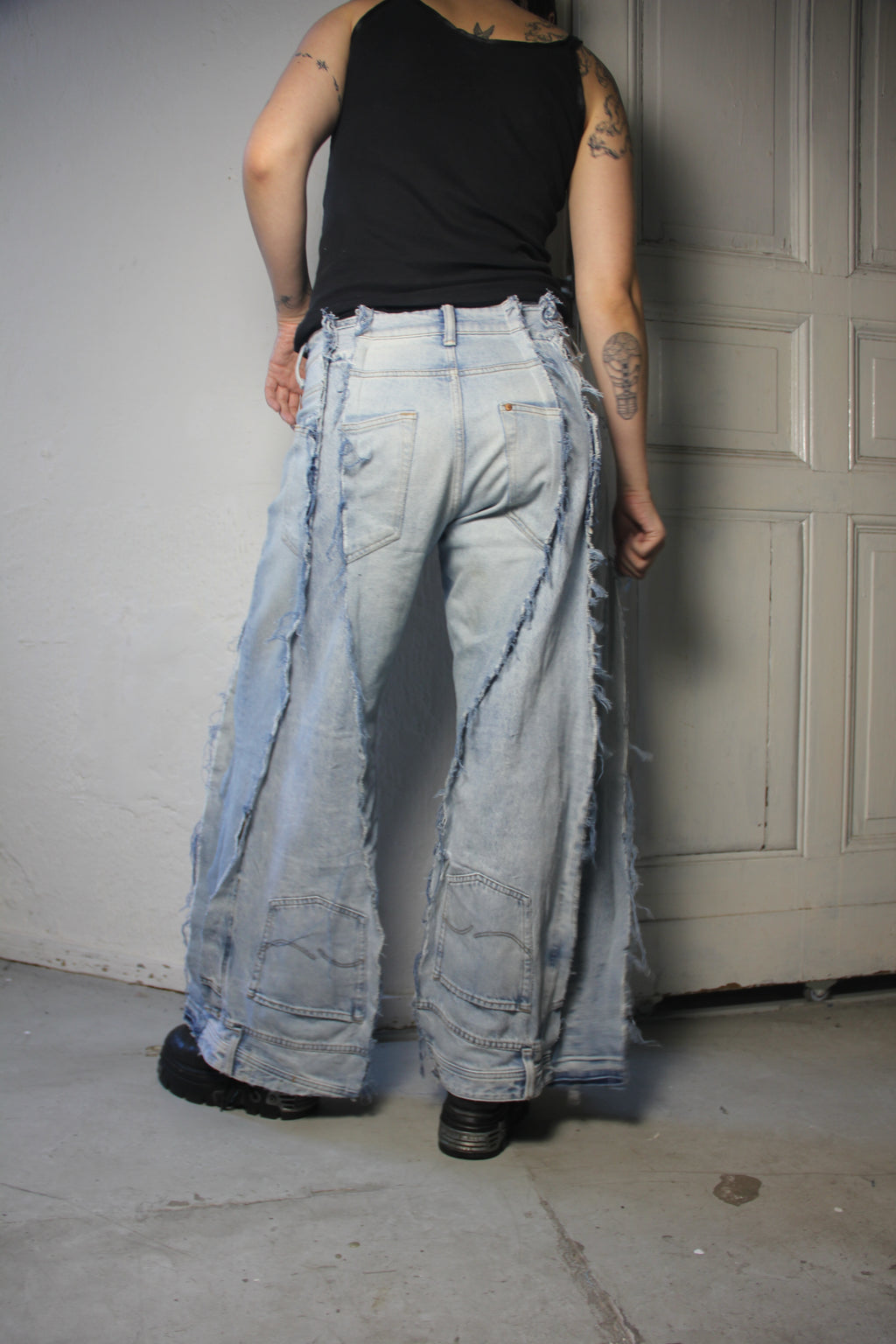 FLARED LIGHT DENIM CLASSIC SPG PANTS