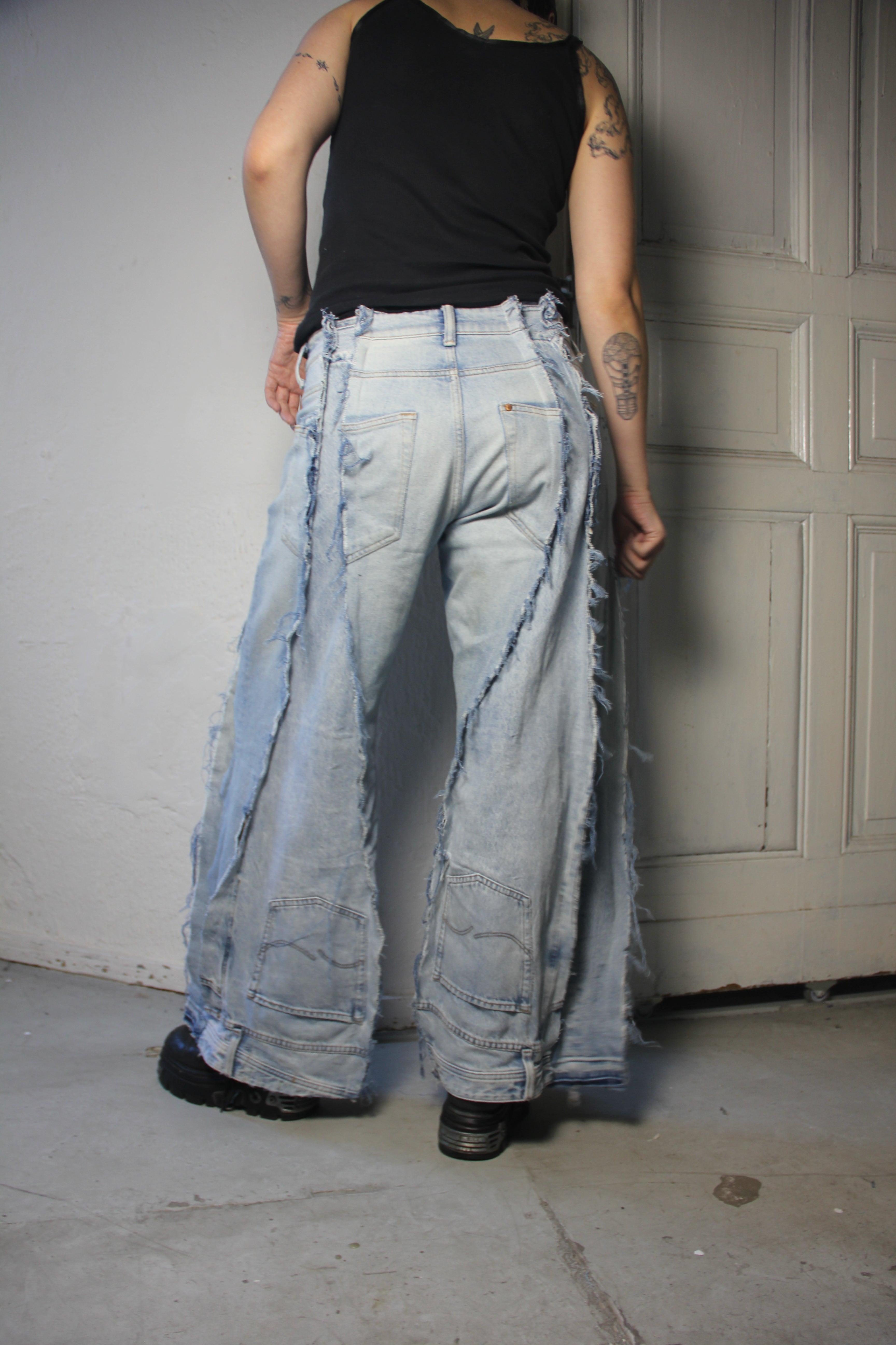 FLARED LIGHT DENIM CLASSIC SPG PANTS