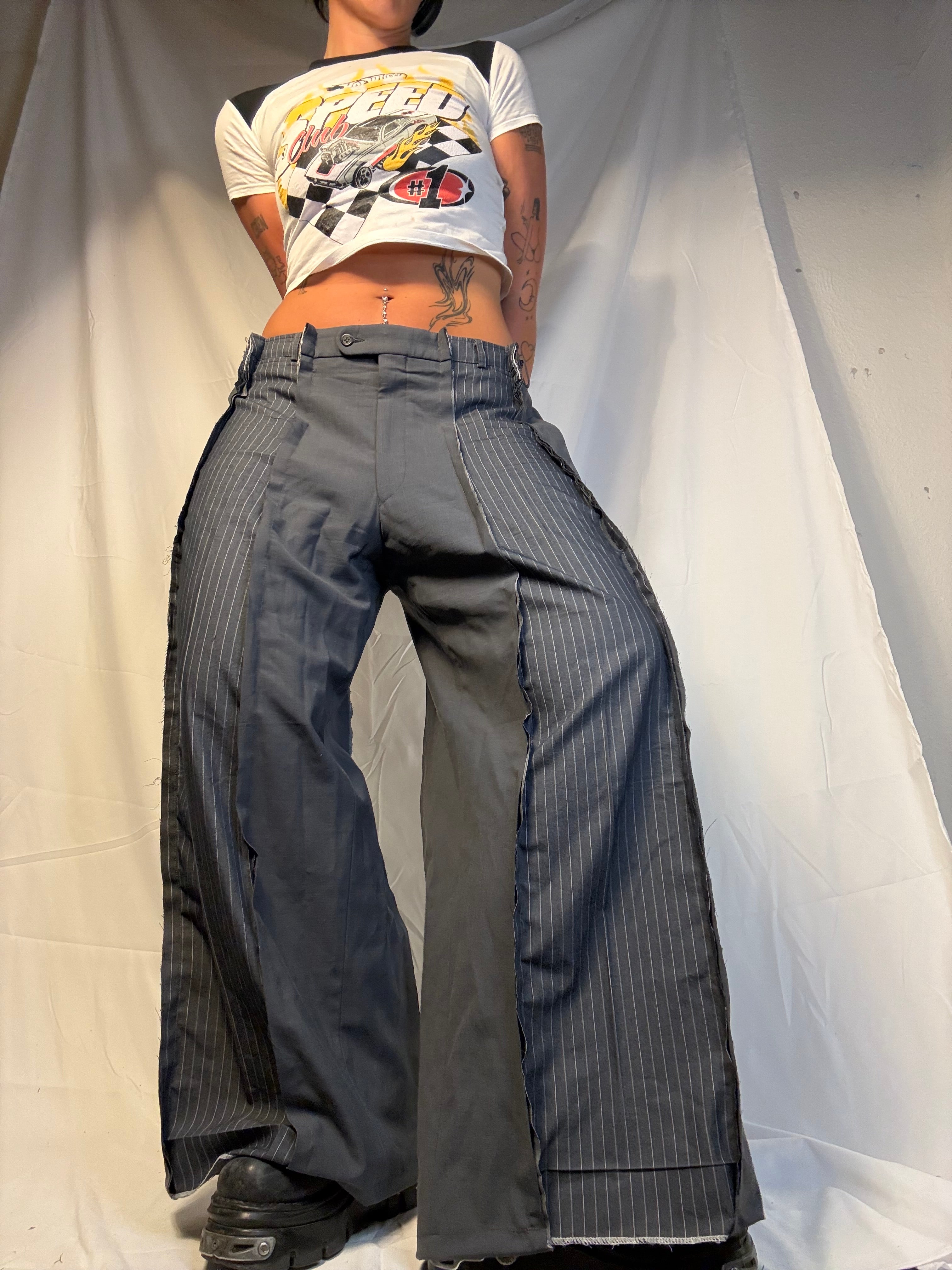 WIDE GREY-BLUE PINSTIBE SPG SUITPANTS