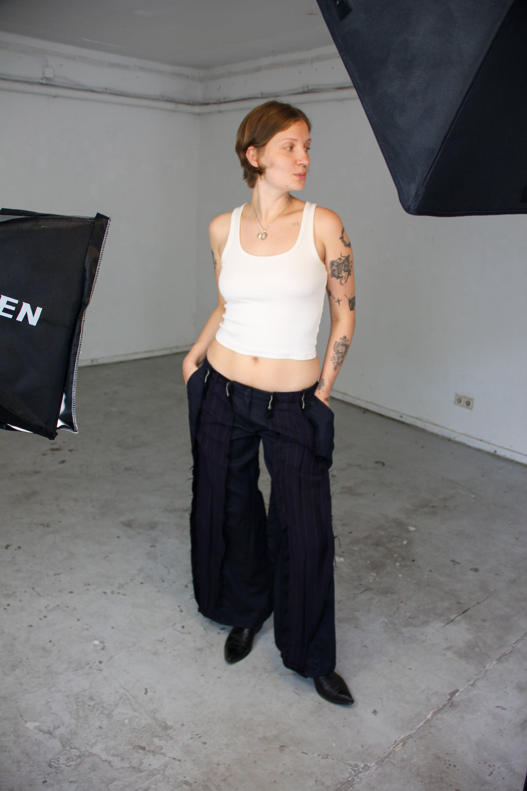 DARK NAVY PIN-STRIBE SPG SUITPANTS
