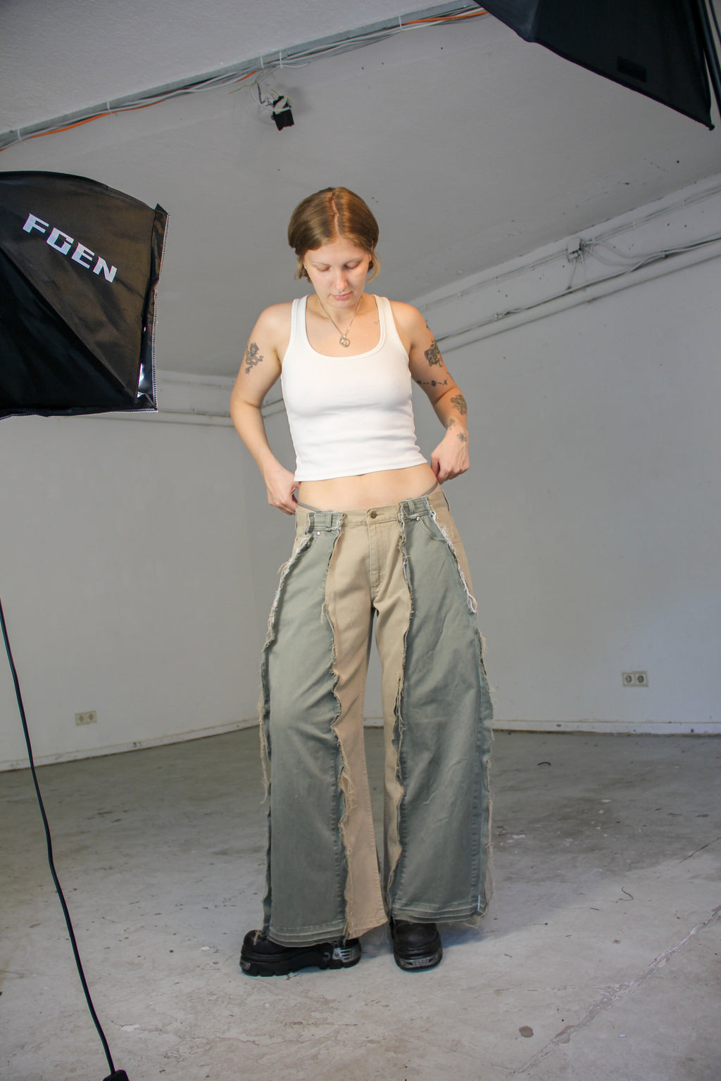 BAGGY SAND DENIM SPG PANTS