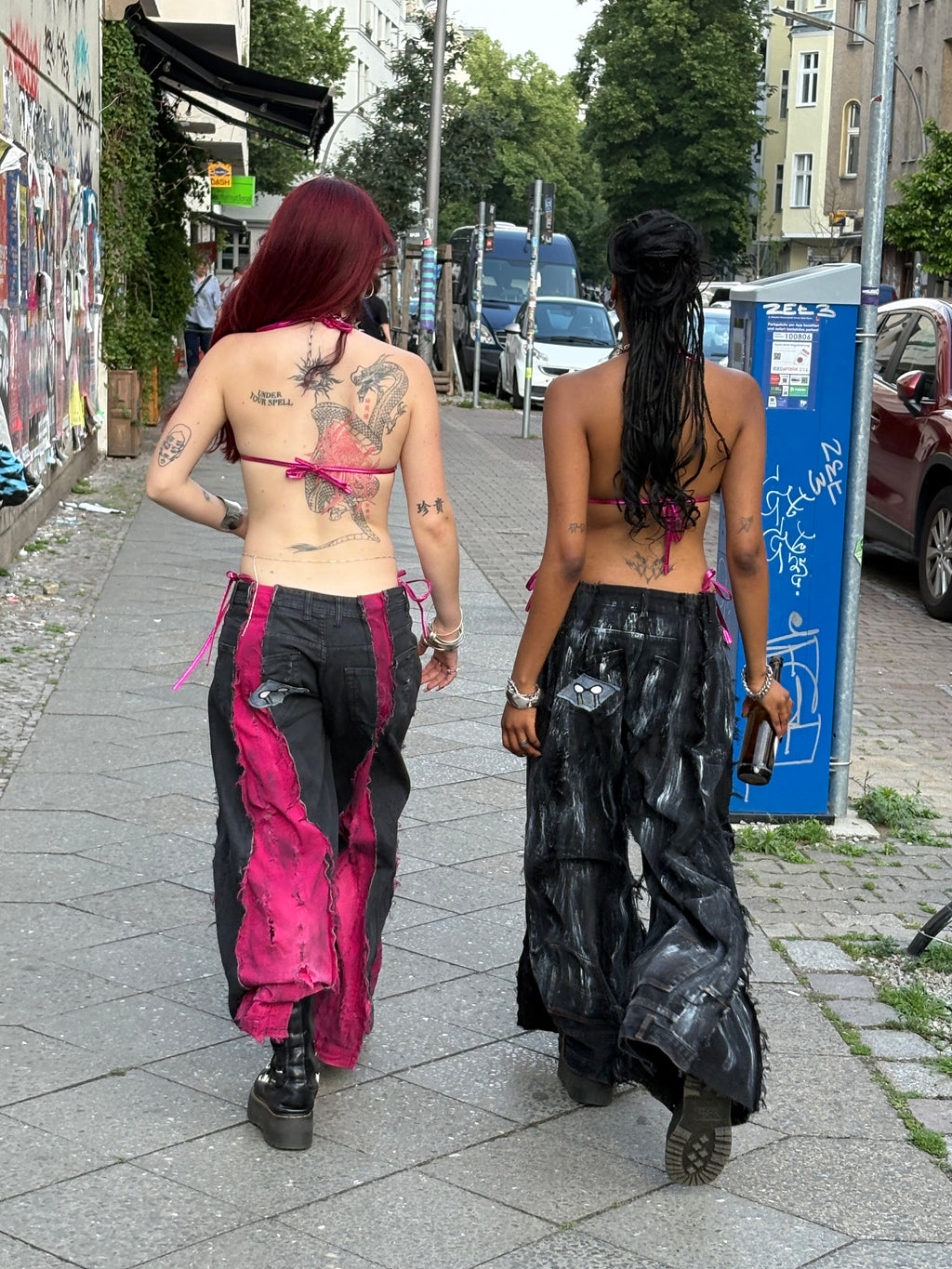 ALL BLACK STAINED SPG PANTS