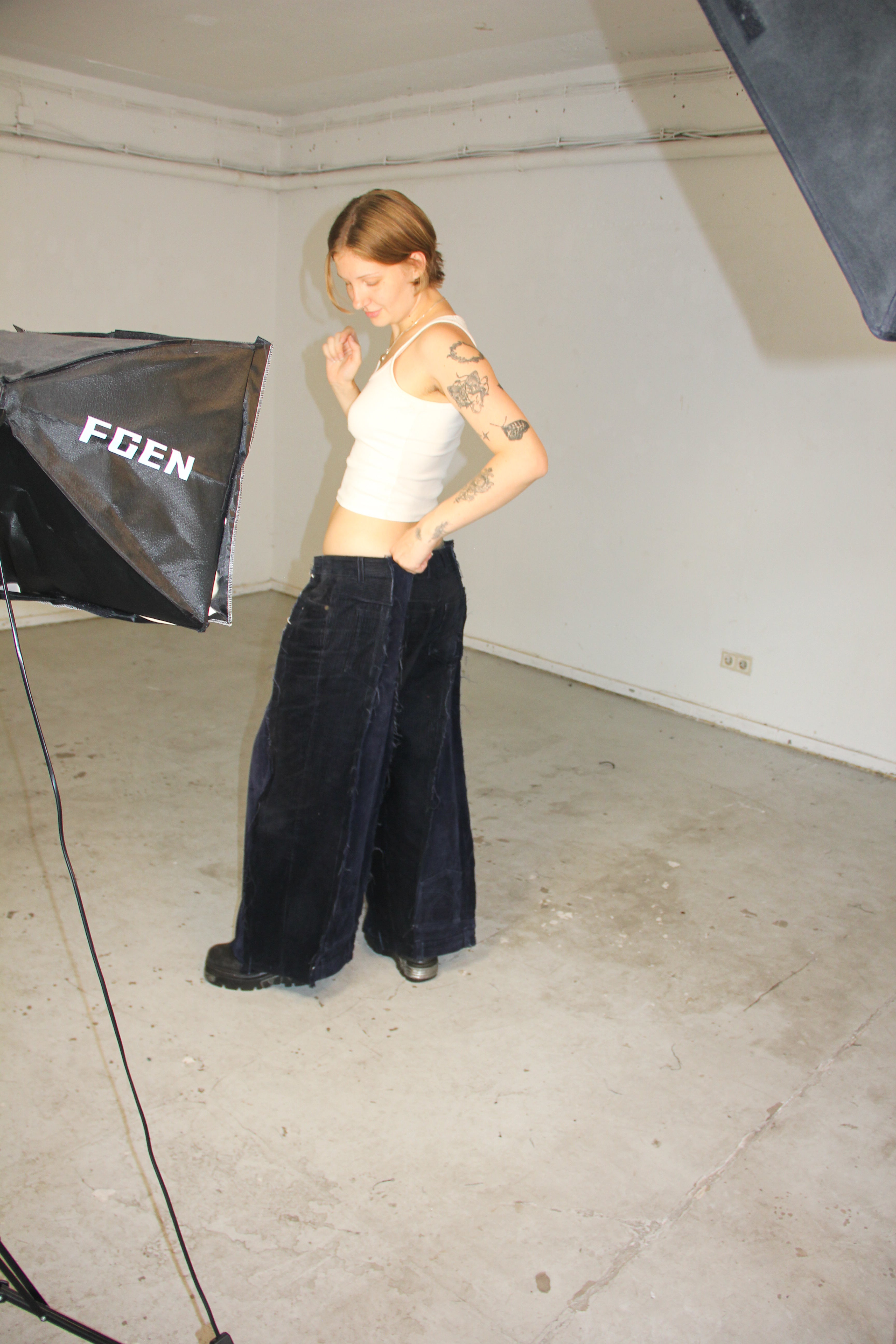 BAGGY DARK BLUE CORDUROY SPG PANTS