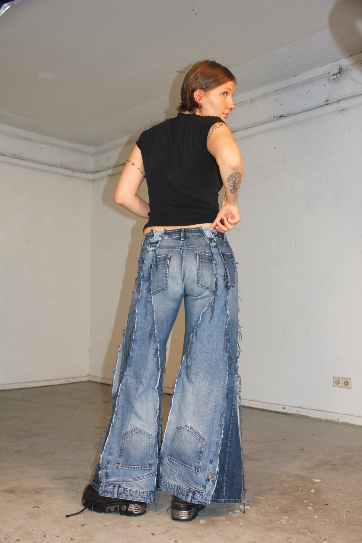 CLASSIC RIPPED DENIM SPG PANTS