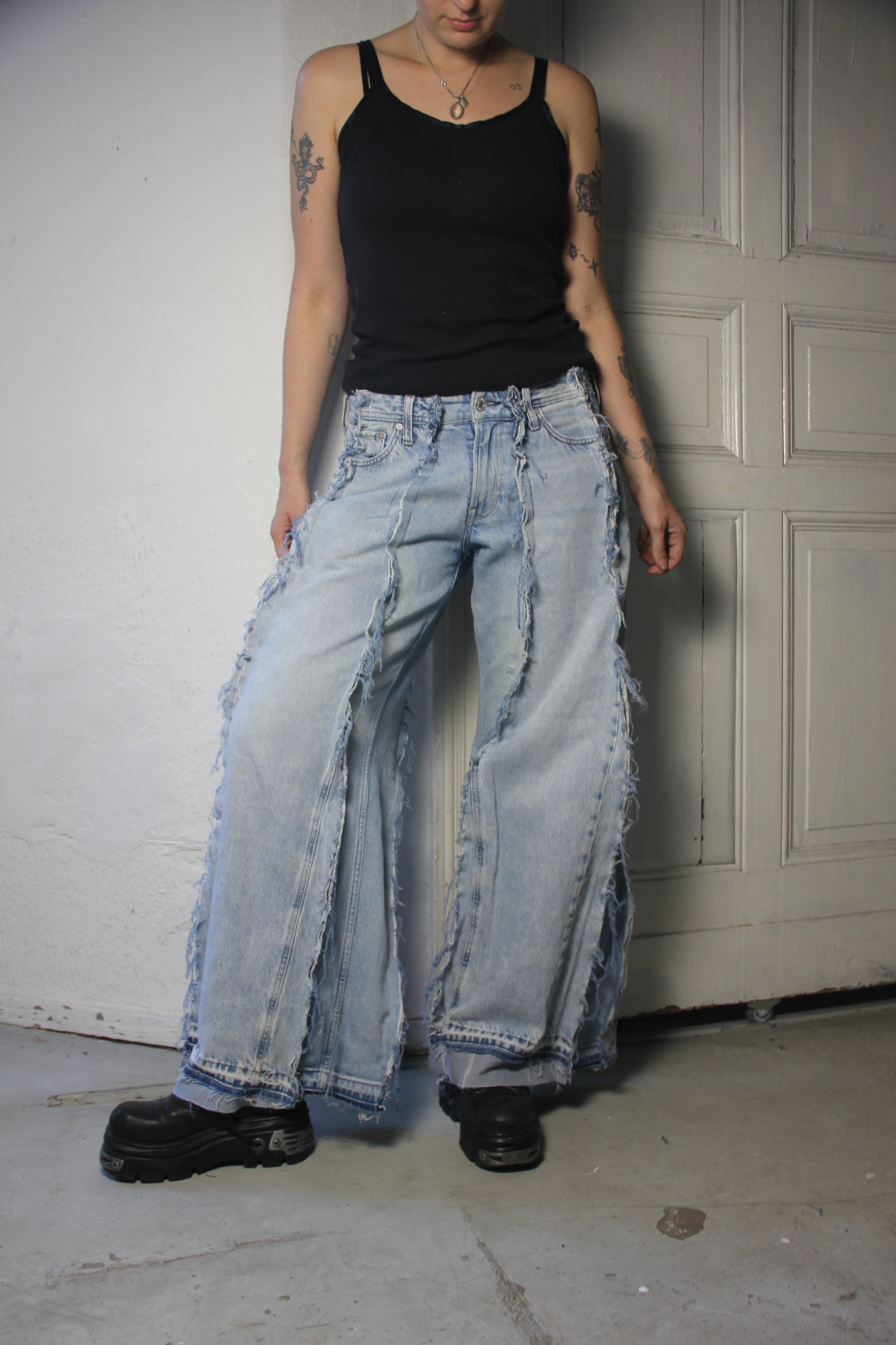 FLARED LIGHT DENIM CLASSIC SPG PANTS