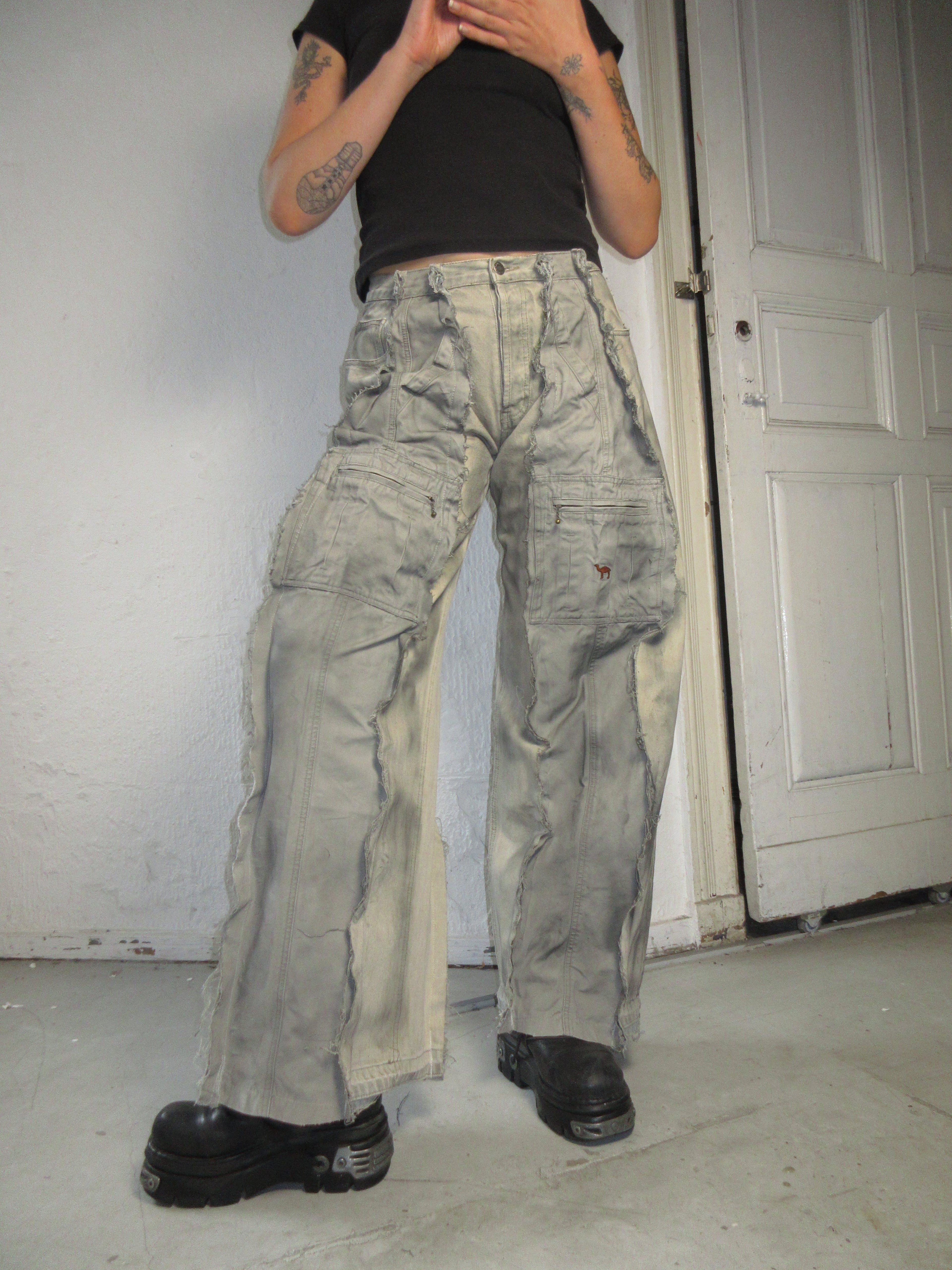 EXTRA LONG STAINED DENIM/CARGO SPG PANTS