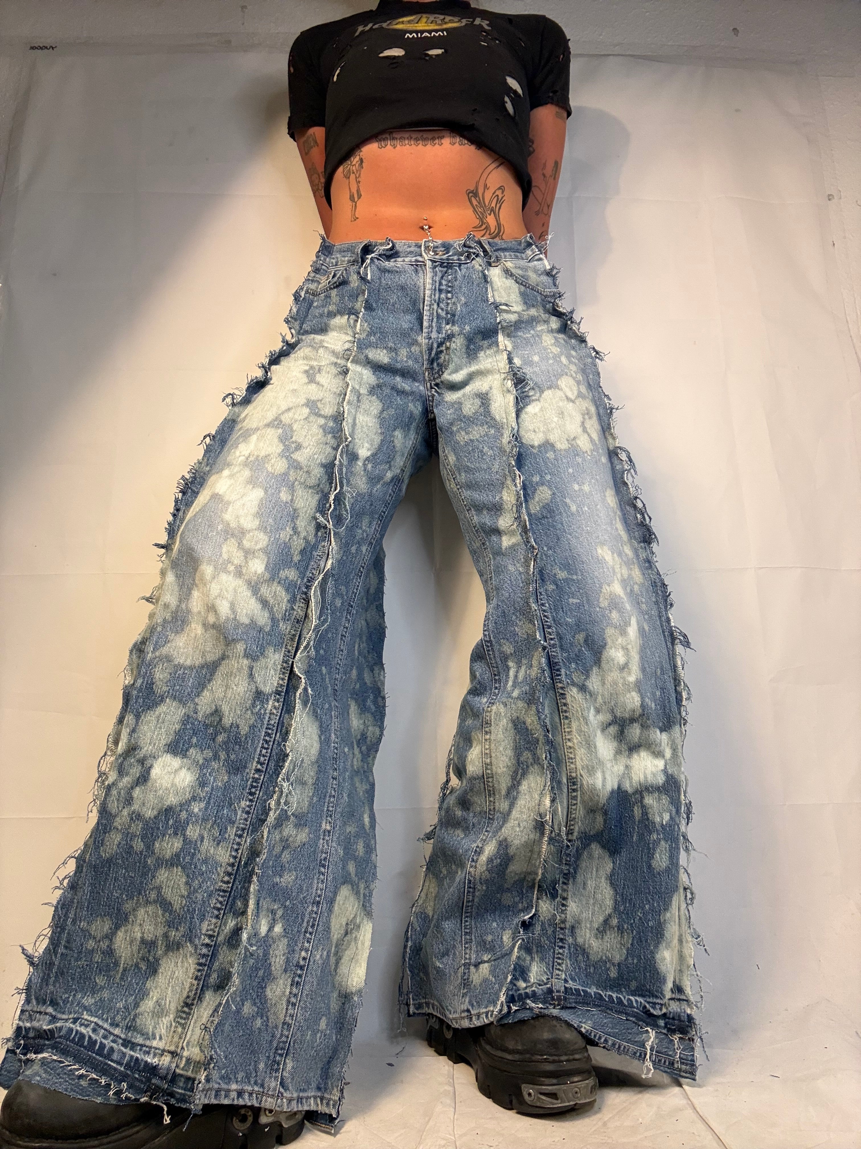 FLARED BLEACHED DENIM SPG PANTS