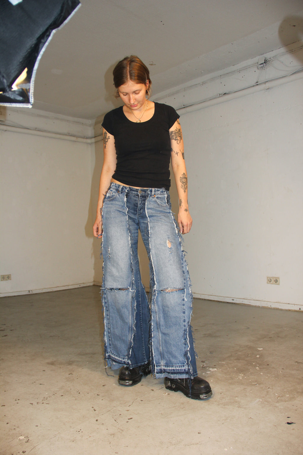 CLASSIC RIPPED DENIM SPG PANTS