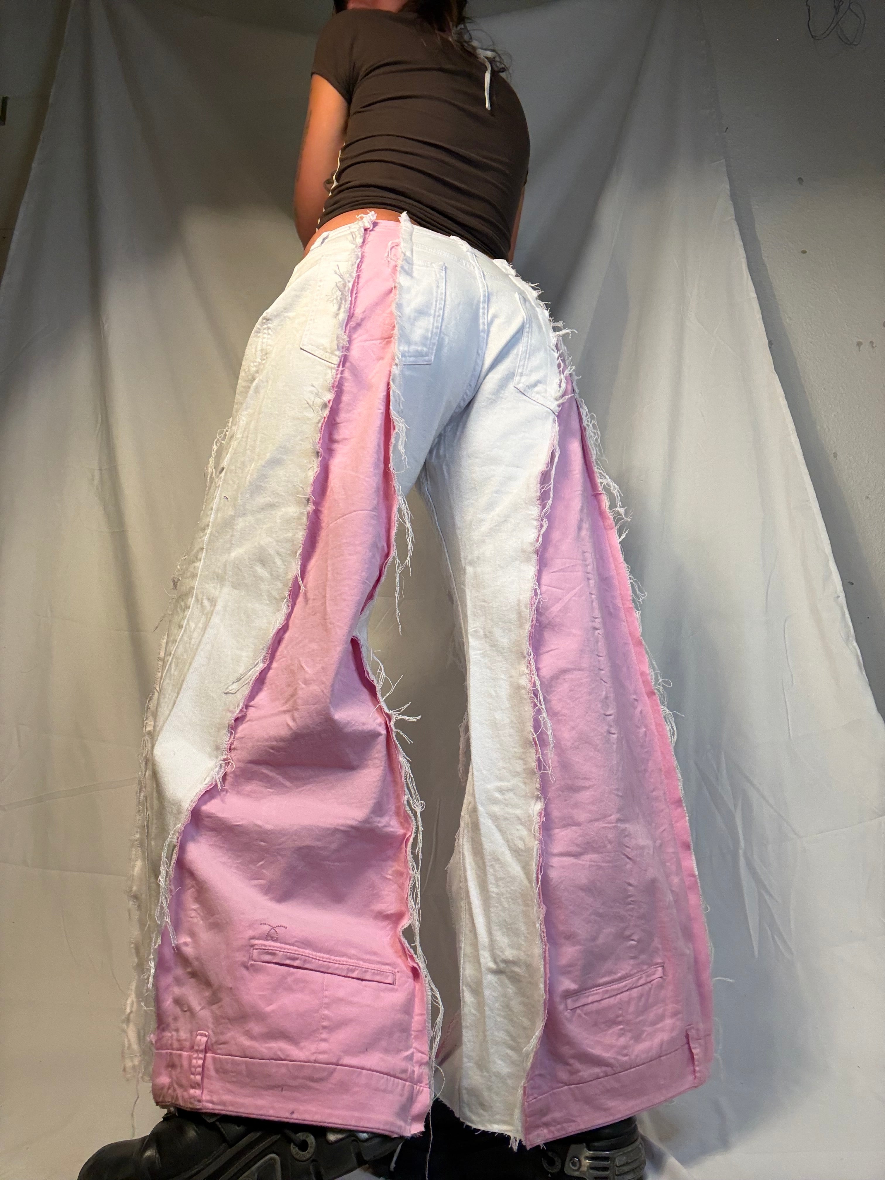 WIDE WHITE/BABY PINK SPG PANTS
