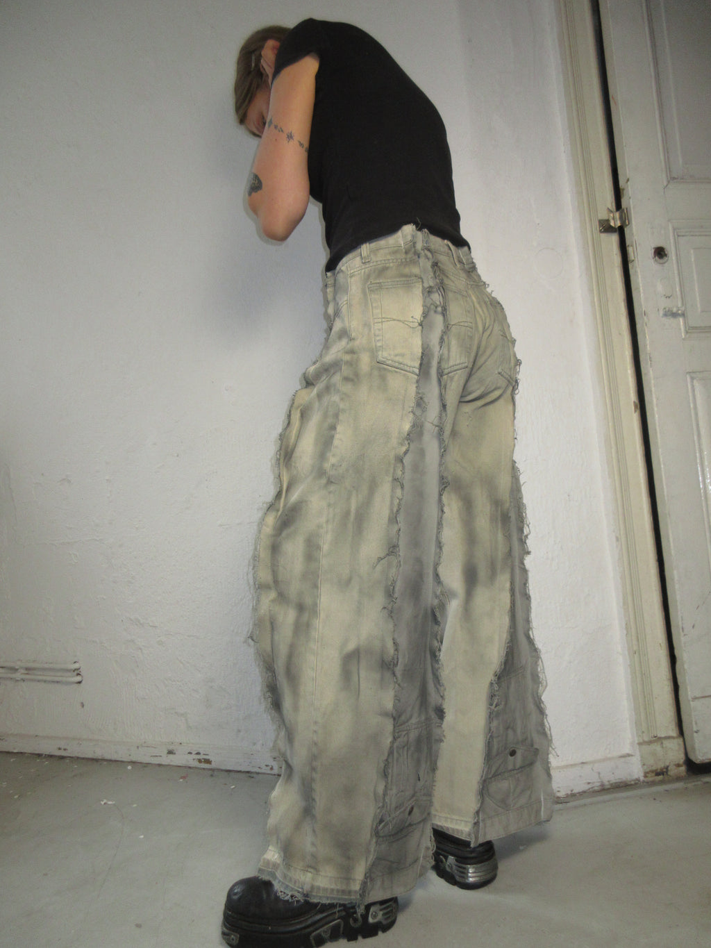 EXTRA LONG STAINED DENIM/CARGO SPG PANTS