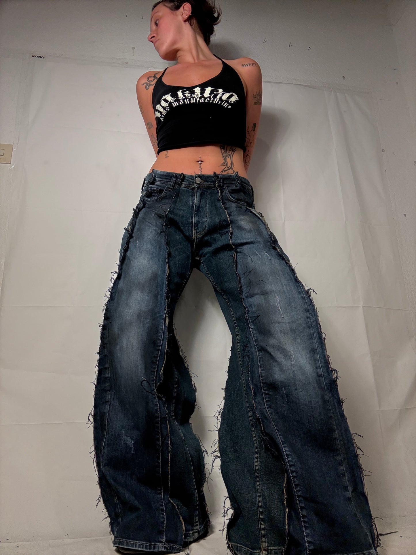 BAGGY STAINED WASHED DENIM SPG PANTS