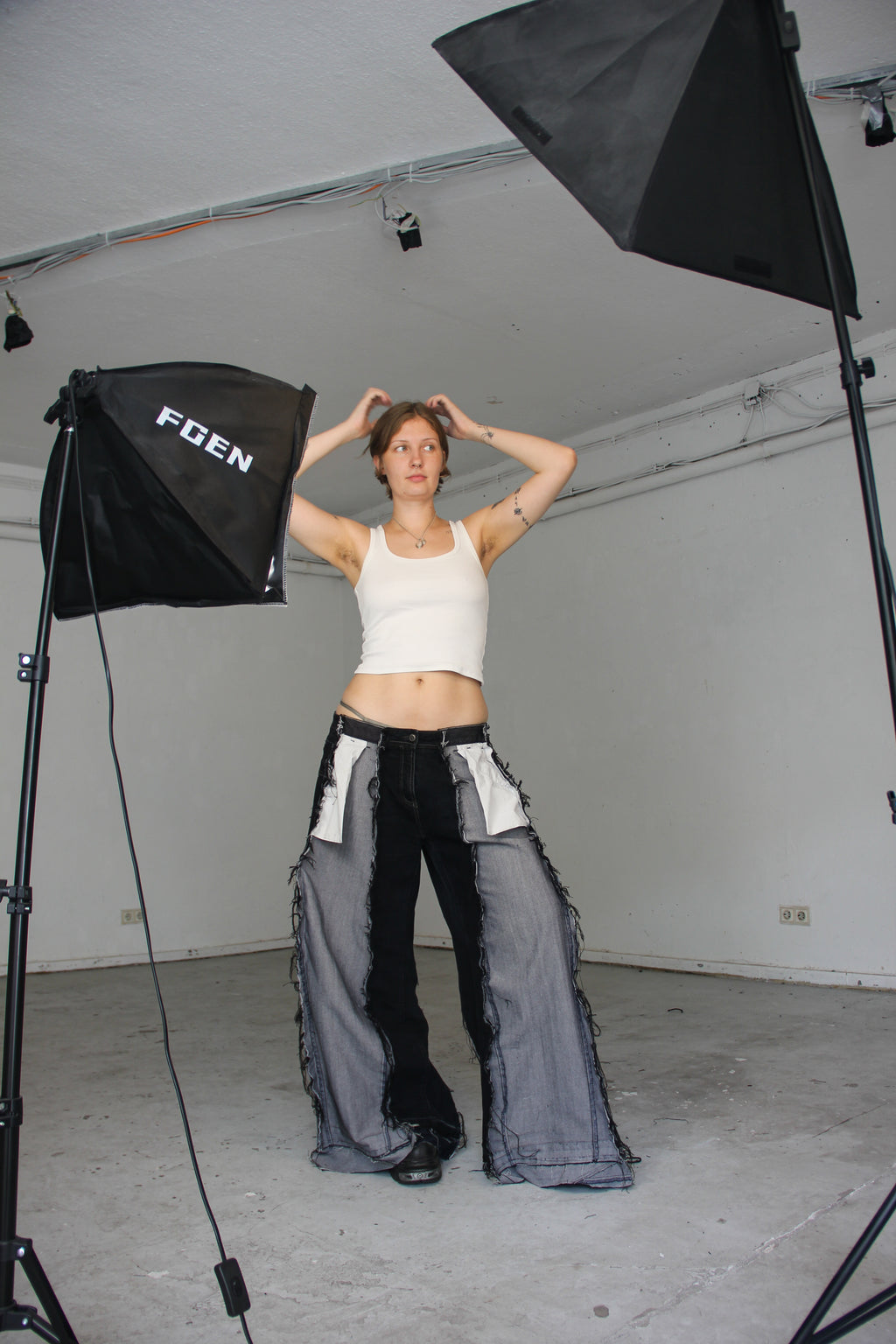 BAGGY INSIDE-OUT DENIM SPG PANTS