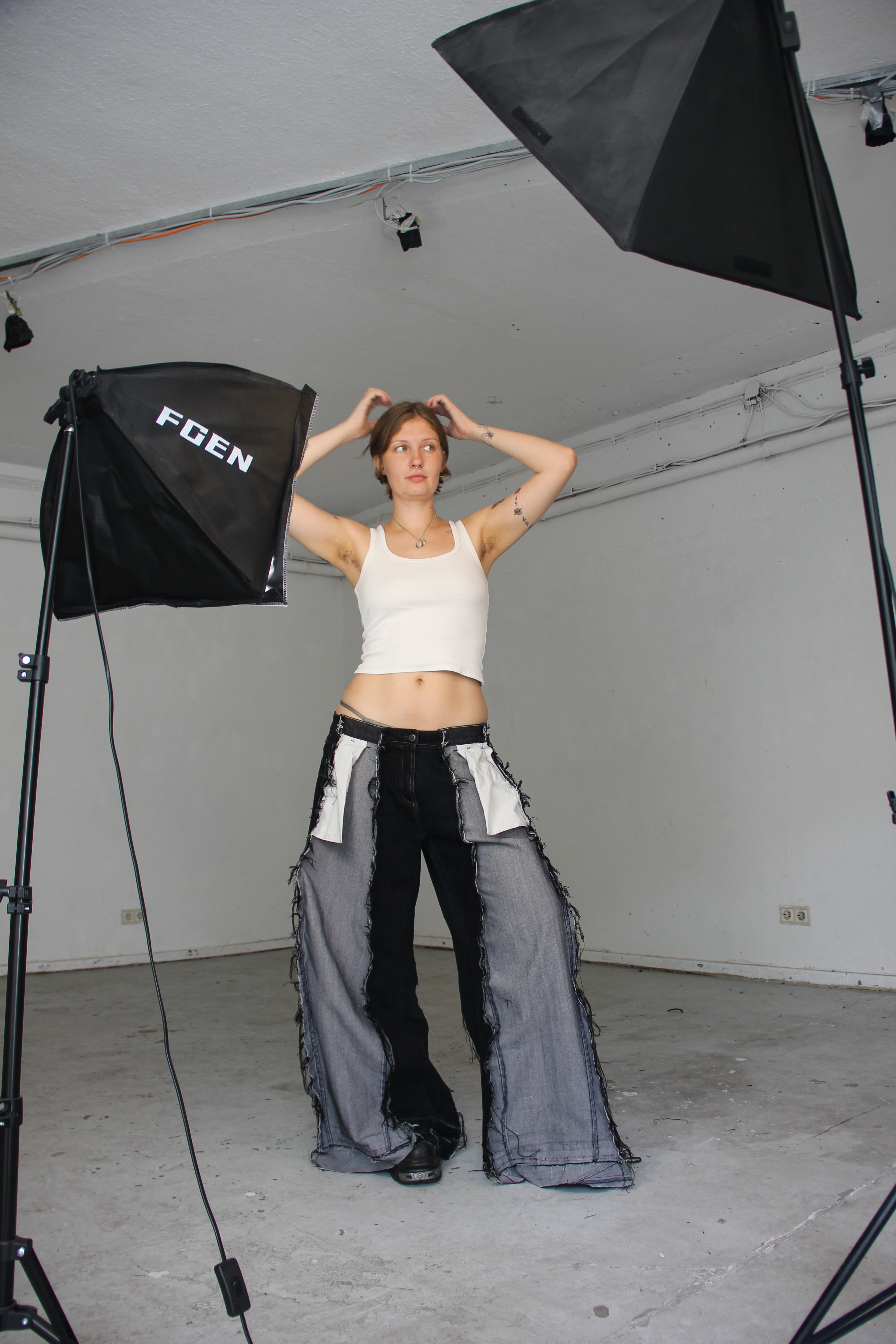 BAGGY INSIDE-OUT DENIM SPG PANTS