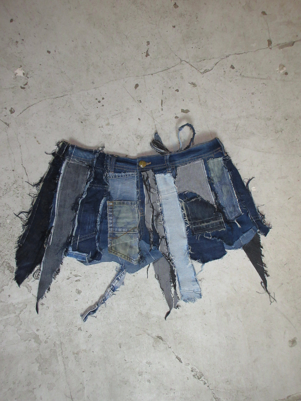 LIMITED EDITION DENIM SPG MINI SKIRT W BOW
