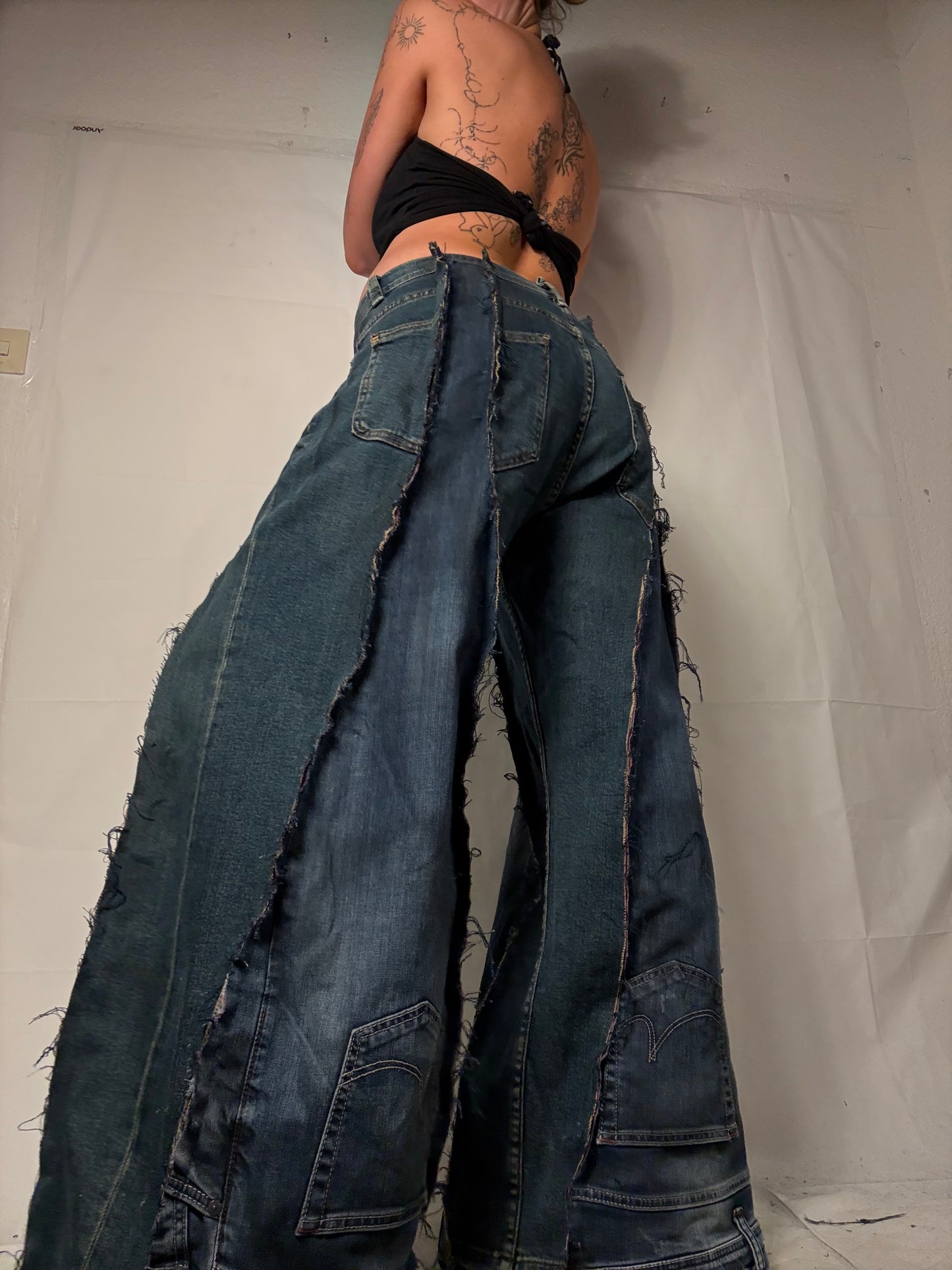 BAGGY STAINED WASHED DENIM SPG PANTS