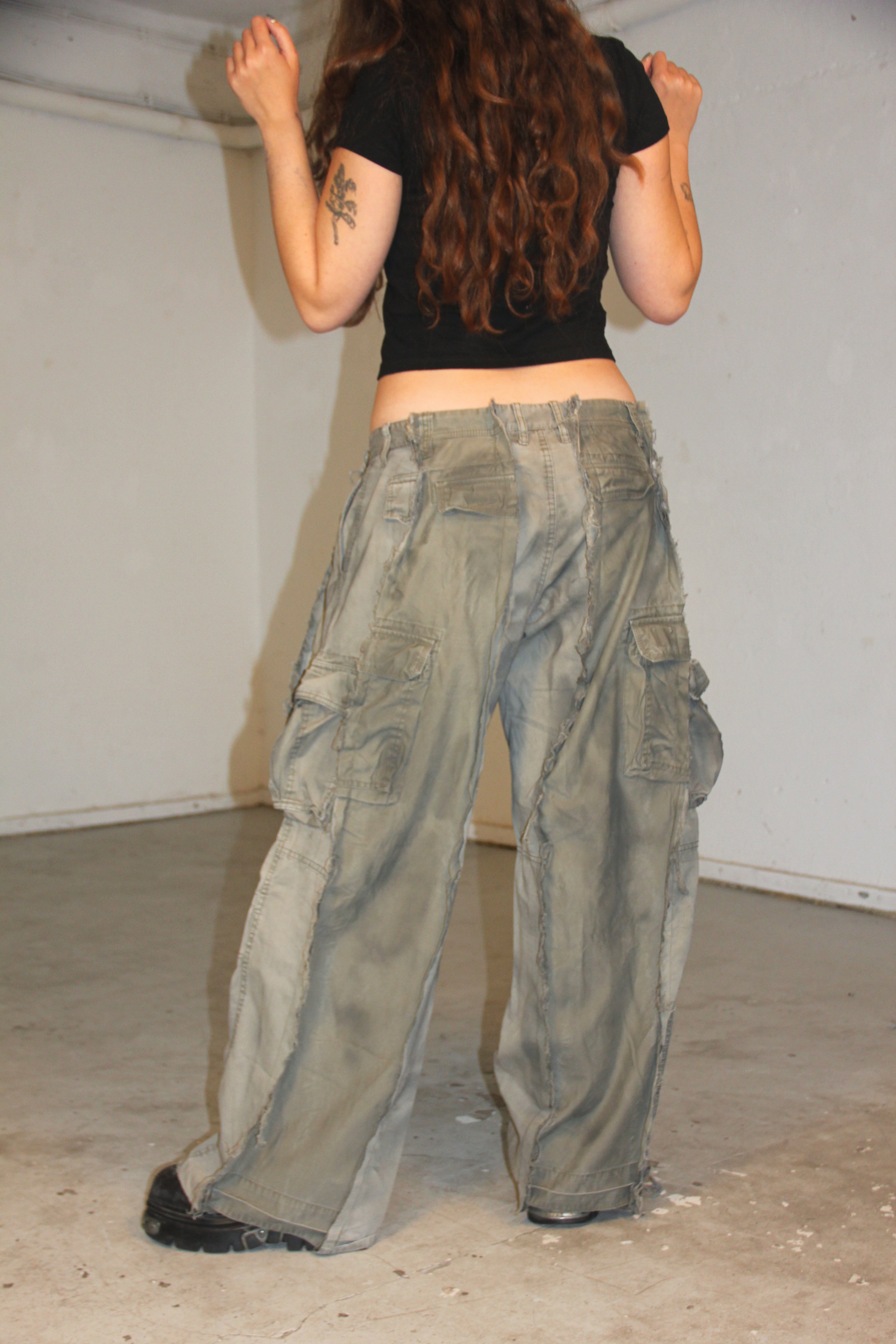 BAGGY STAINED DOUBLE CARGO SPG PANTS