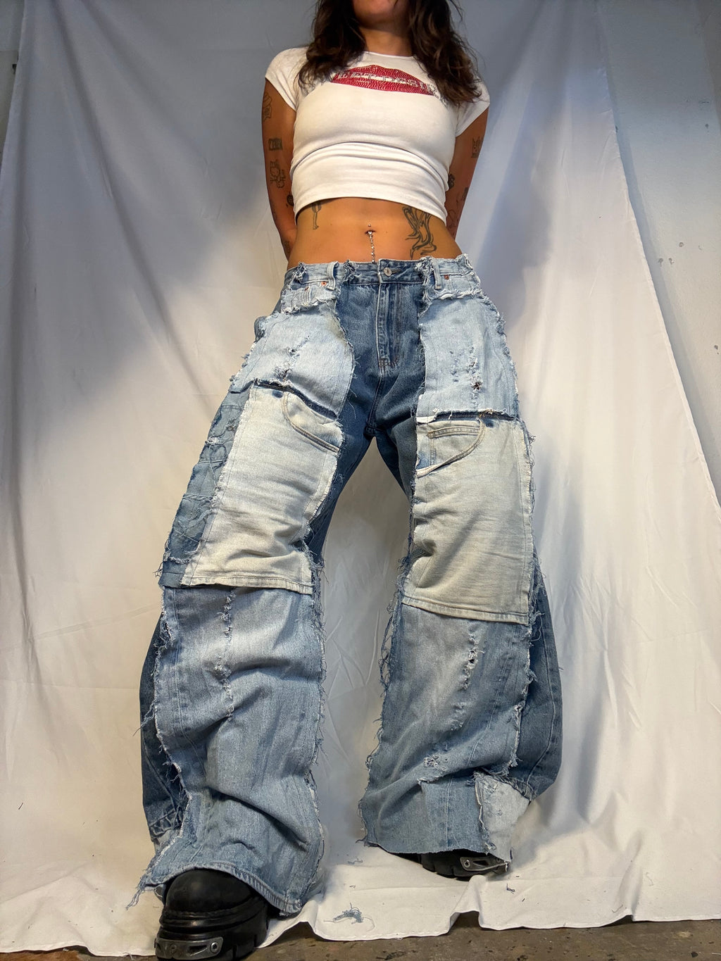 EXTRA BAGGY OVERSIZE PATCHED DENIM SPG PANTS
