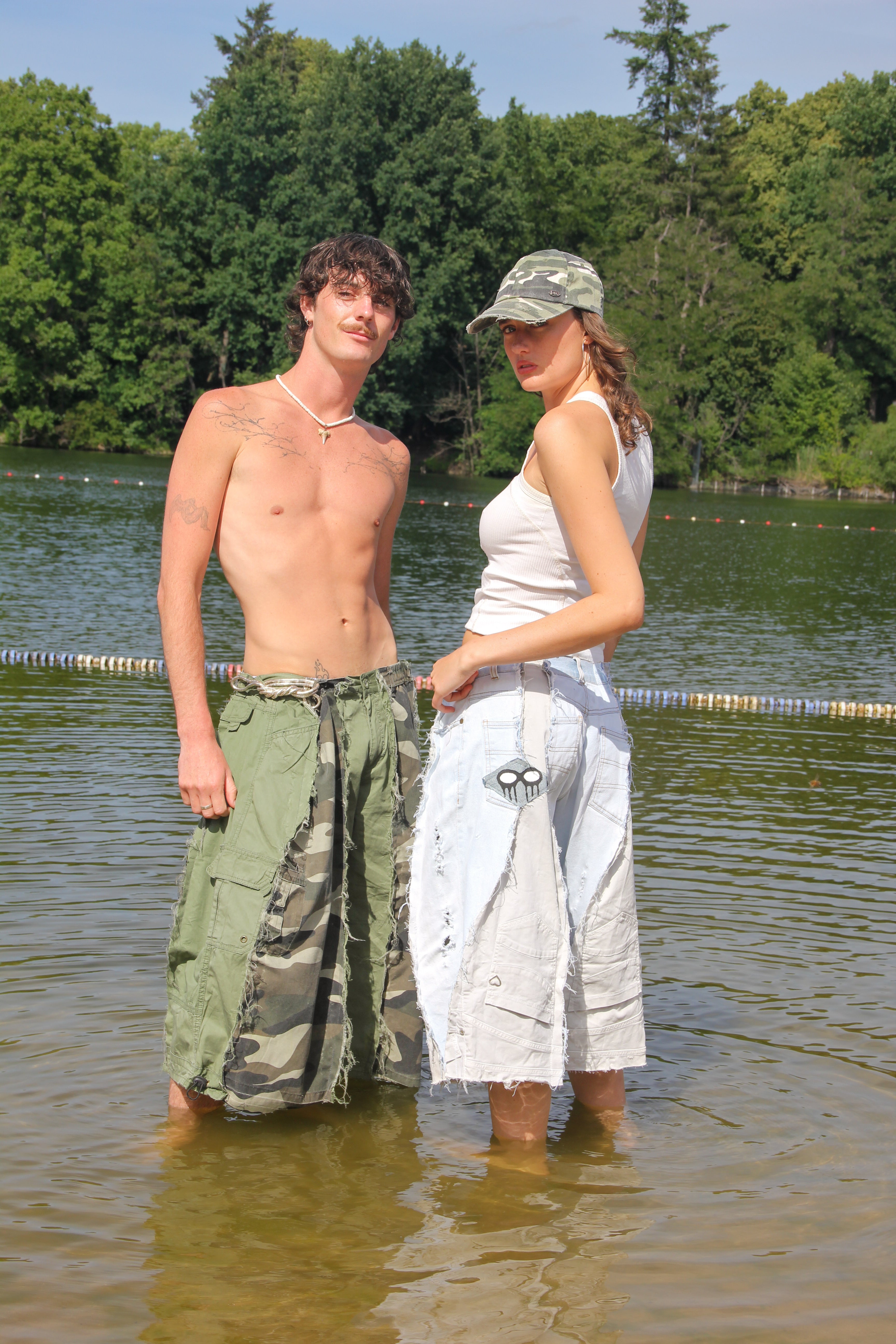 BAGGY RIPPED LIGHT DENIM SPG JORTS