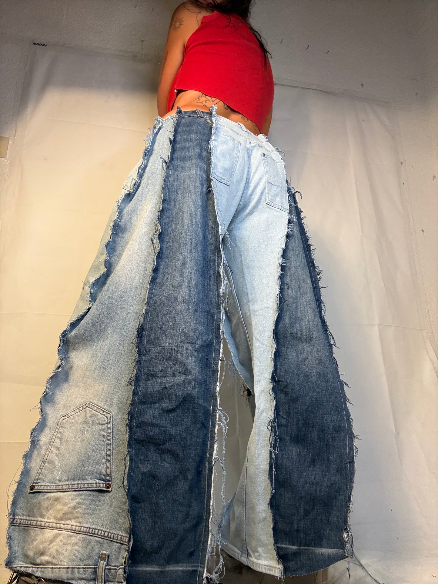 BAGGY RIPPED LIGHT DENIM SPG PANTS